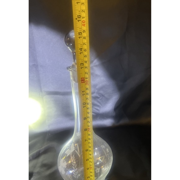 Vintage Romanian 15.7 Tall Sand Etched Floral Decanter‎ Glass W/ Stopper - Picture 10 of 14